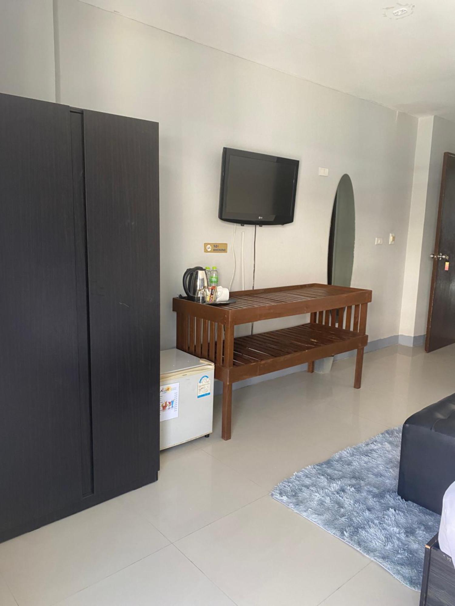 Holiday Home Patong Bagian luar foto