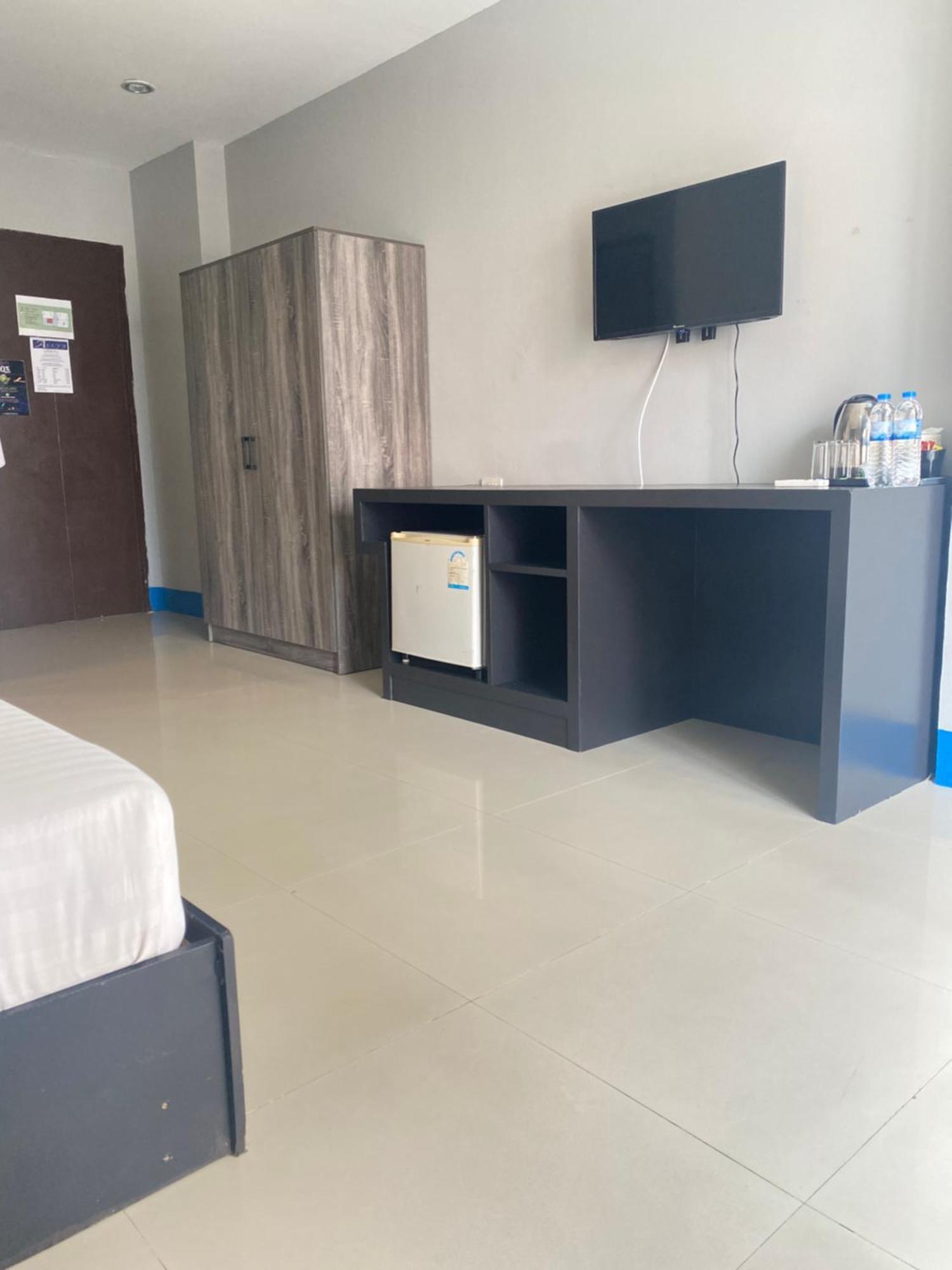 Holiday Home Patong Bagian luar foto
