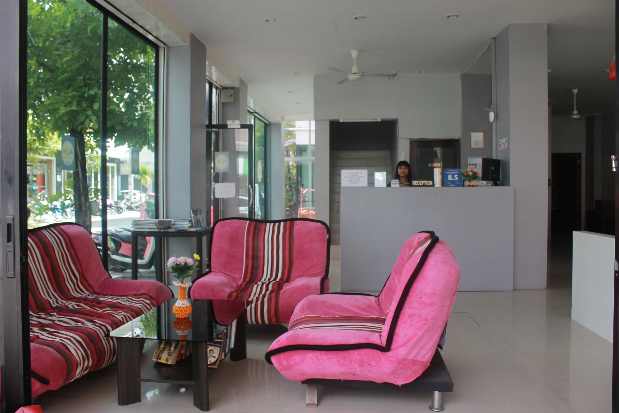 Holiday Home Patong Bagian luar foto