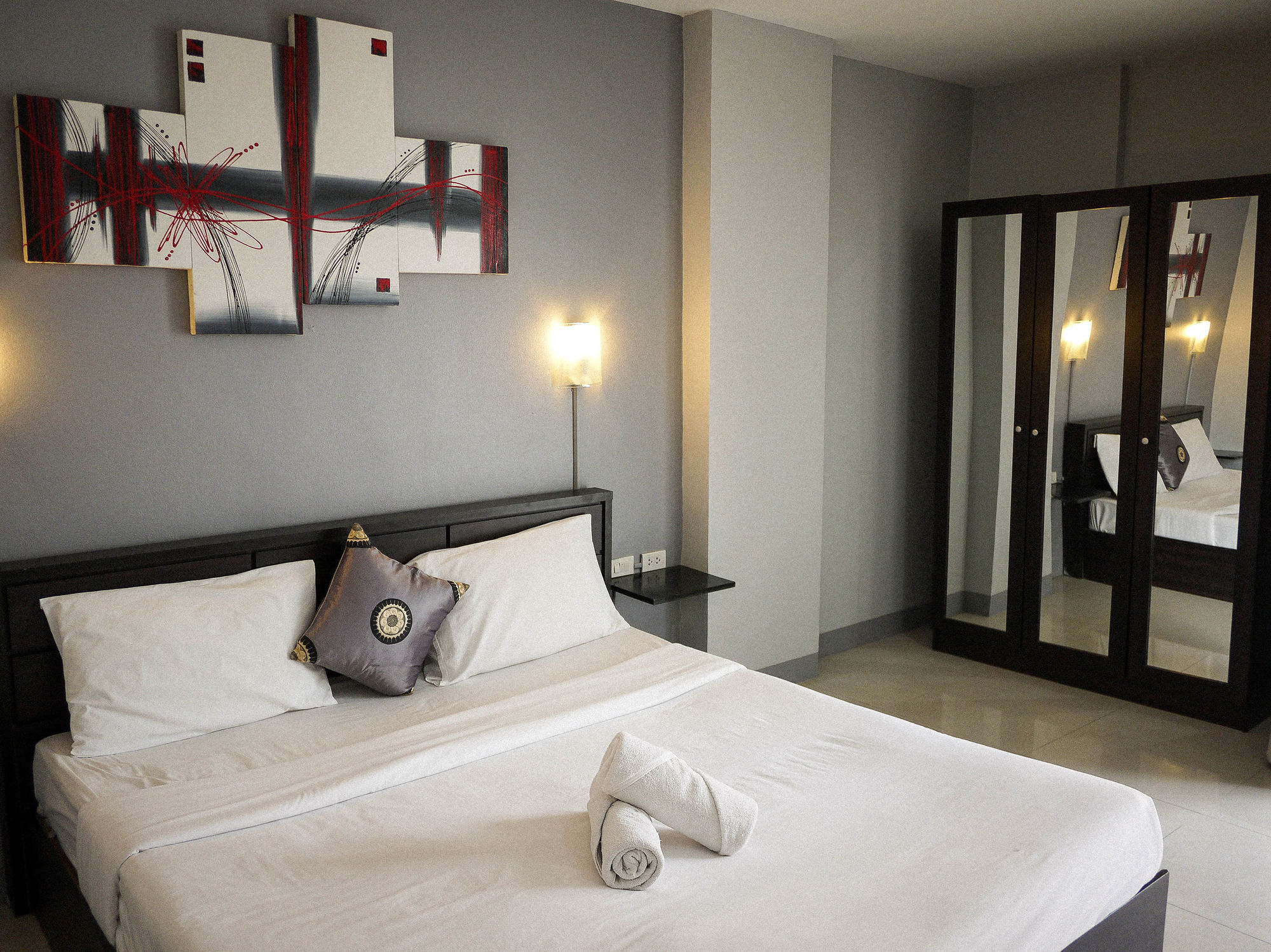 Holiday Home Patong Bagian luar foto